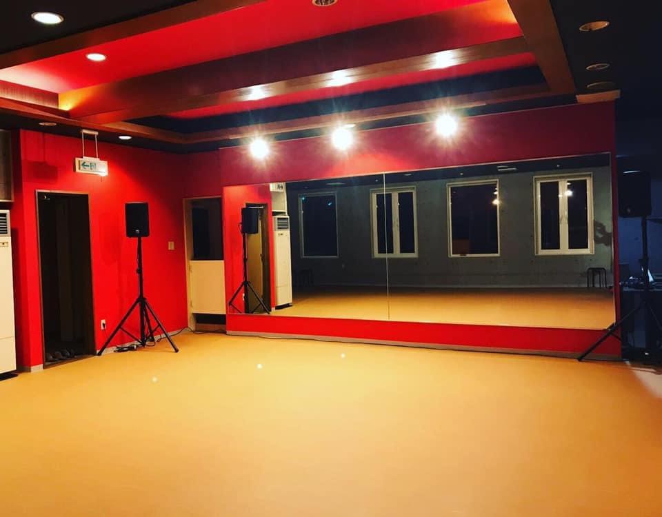 ZEARTY DANCE STUDIO 内観